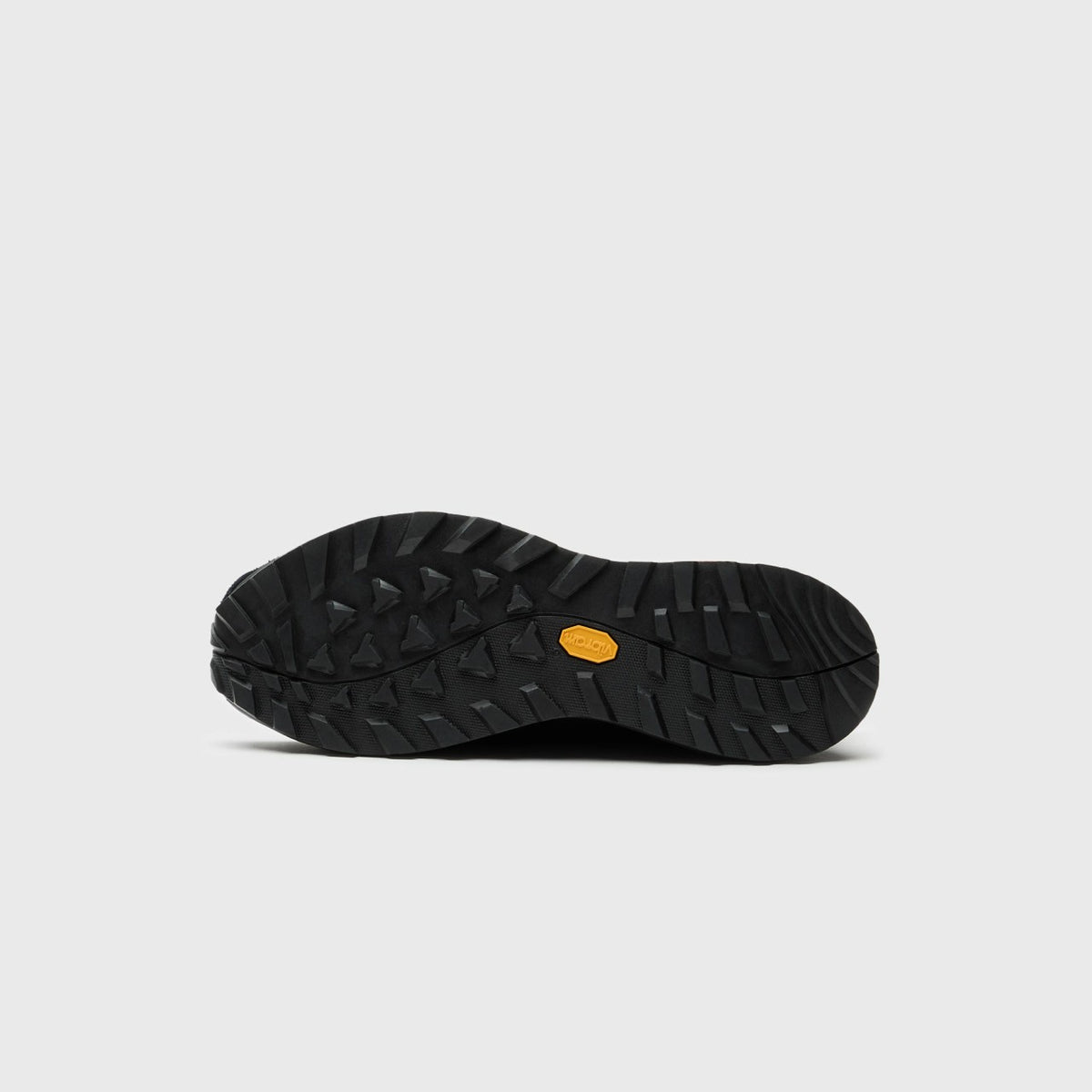 Clarks Walla Eden Lo Suede - Black | Kith