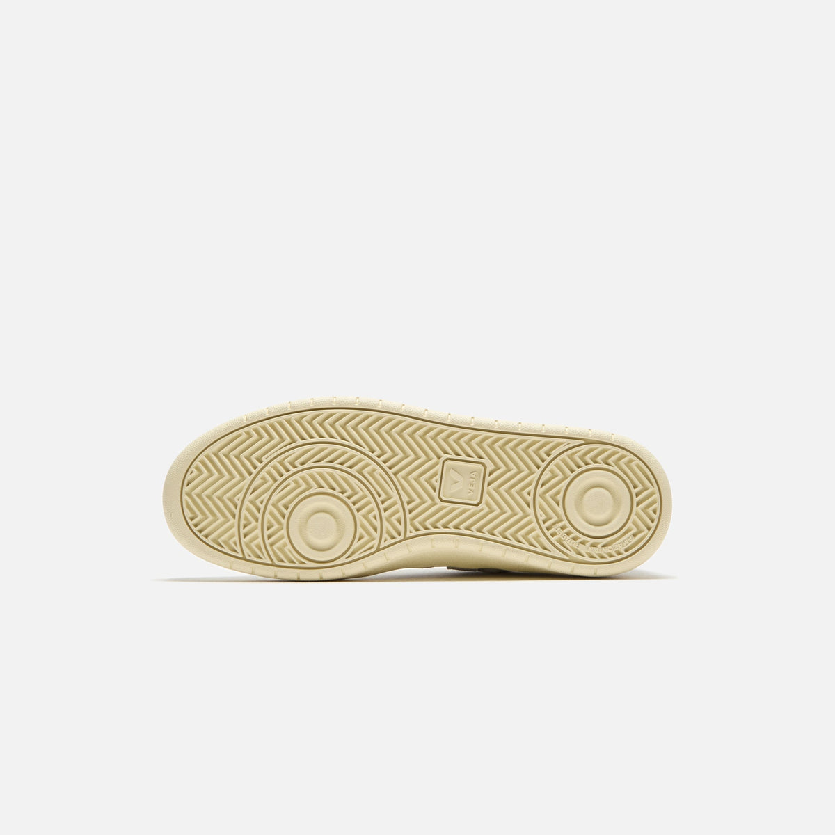 Veja V-90 - Extra White / Natural | Kith