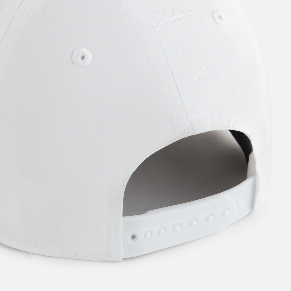 Kith Women GT Logo Nylon Low Pinch Crown Cap - White | Kith
