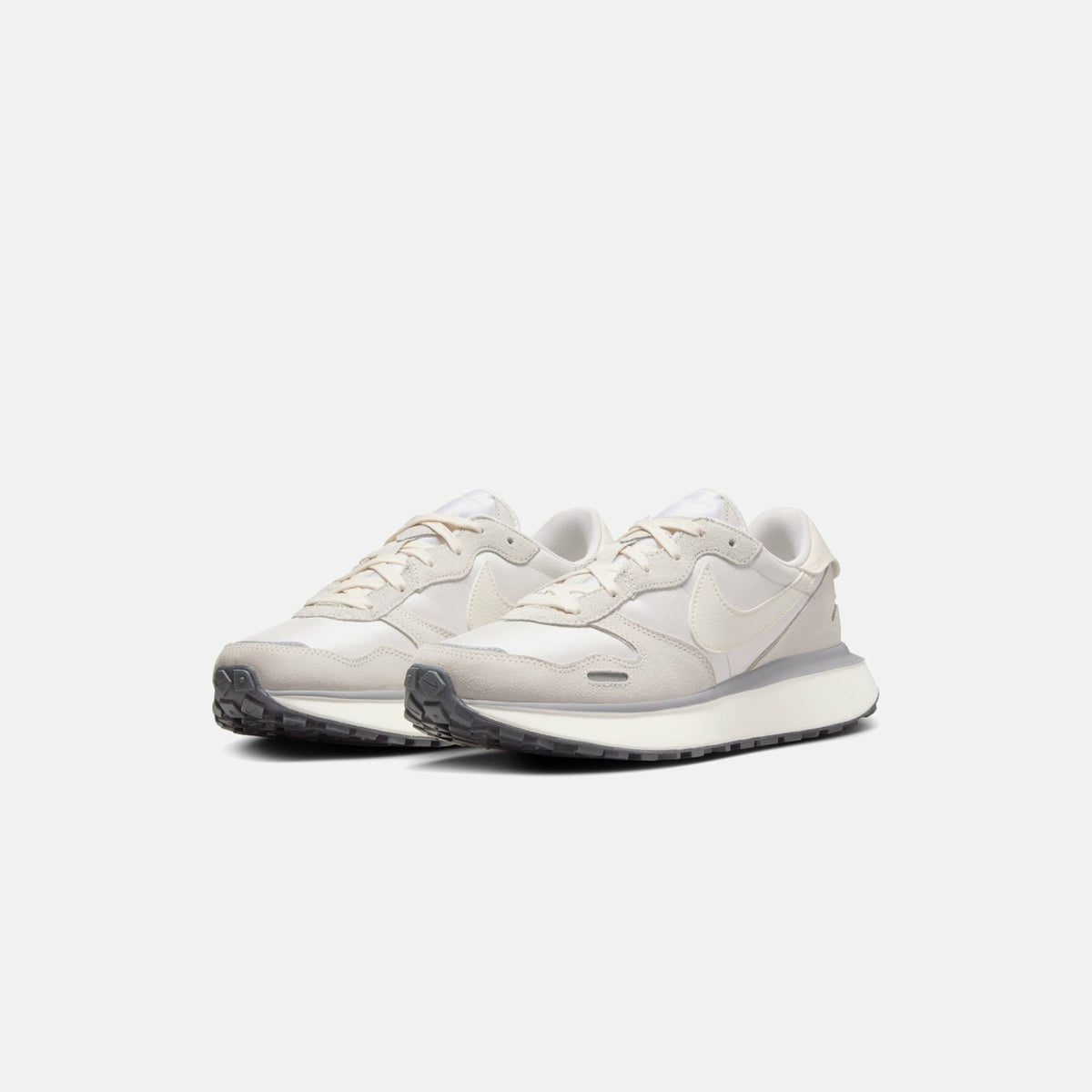Nike WMNS Phoenix Waffle - Platinum Tint / Pale Ivory | Kith