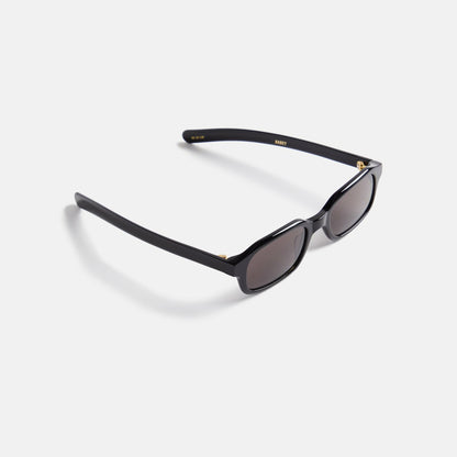 Flatlist Hanky Sunglasses - Solid Black / Solid Black Lens | Kith