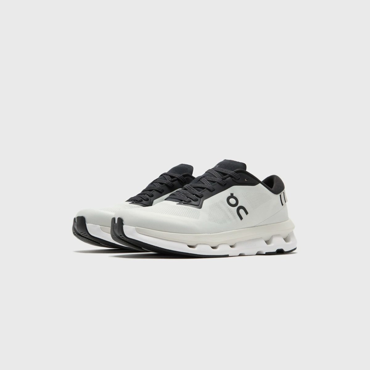 On Running Cloudzone - Ice / Black | Kith