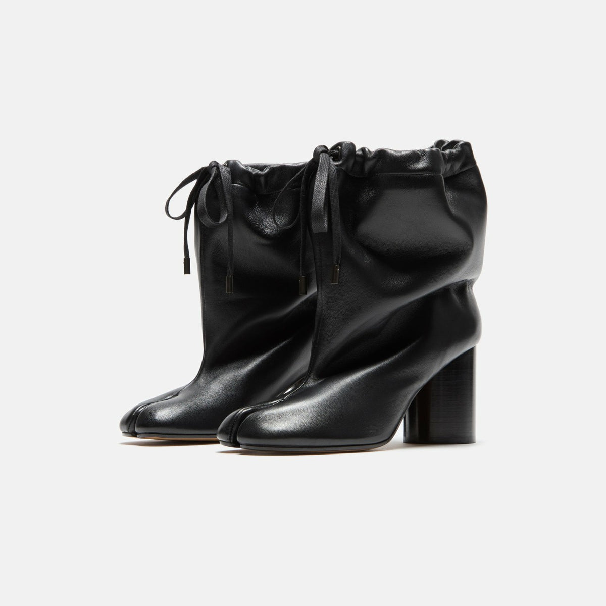 Maison Margiela WMNS Drawstring Tabi Ankle Boot - Black | Kith