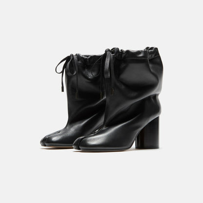 Maison Margiela WMNS Drawstring Tabi Ankle Boot - Black | Kith
