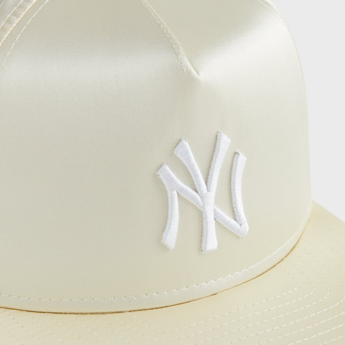 Kith & New Era for the New York Yankees Satin 9FORTY Snapback - Arete | Kith