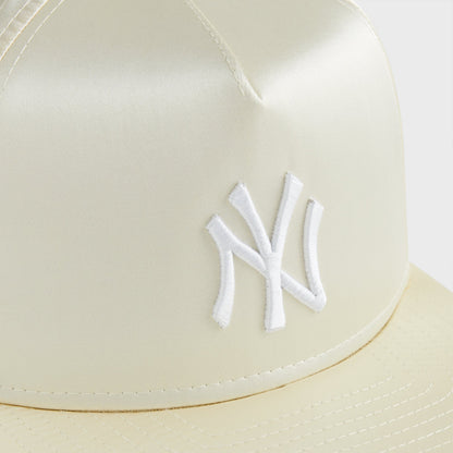 Kith & New Era for the New York Yankees Satin 9FORTY Snapback - Arete | Kith
