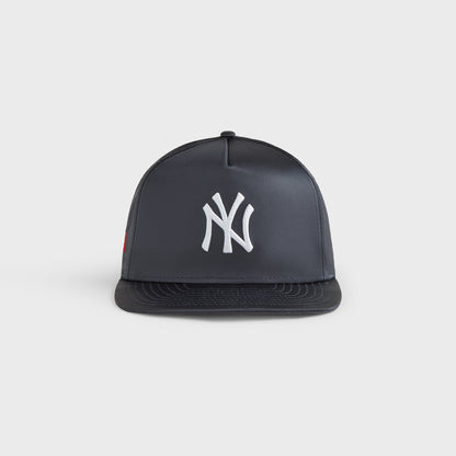 Kith & New Era for the New York Yankees Satin 9FORTY Snapback - Vague | Kith