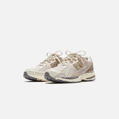New Balance 1906R - Timberwolf / Mindful Grey / Moonbeam | Kith
