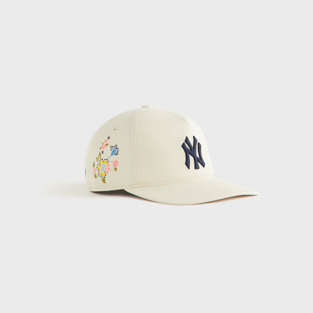 Kith Kids for the New York Yankees Floral Hitch Snapback - Sandrift | Kith