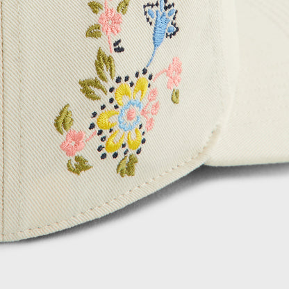 Kith Kids for the New York Yankees Floral Hitch Snapback - Sandrift | Kith