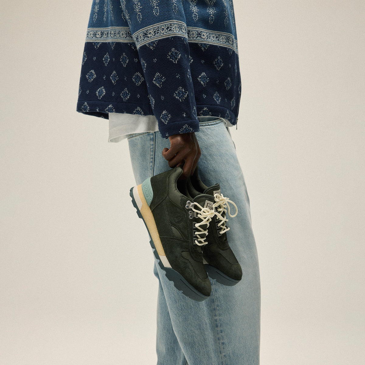 8th St by Ronnie Fieg for Clarks Originals Laddow - Dark Olive Combi | Kith