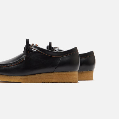 Clarks Wallabee - Black Smooth Leather | Kith