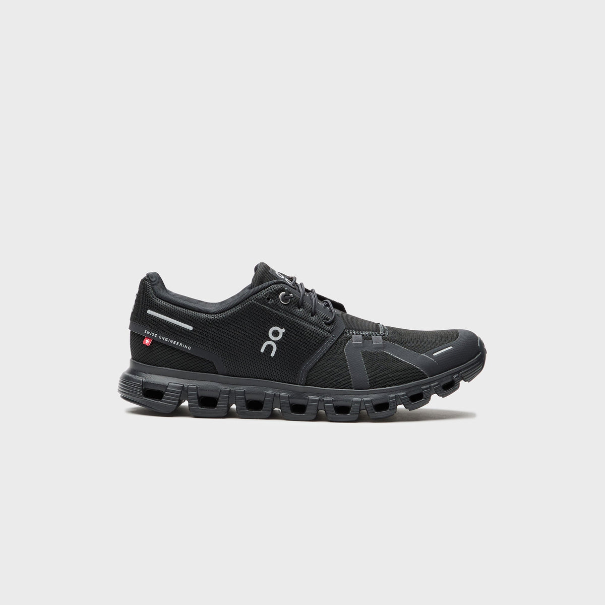 On Running Cloud 6 - Black | Kith