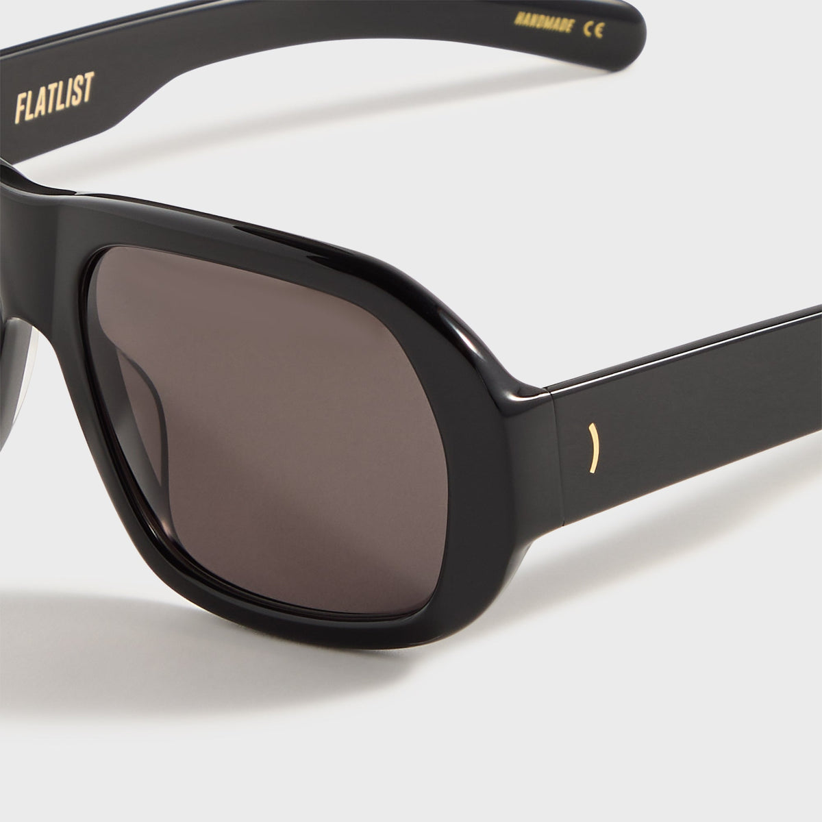 Flatlist Ford - Solid Black / Solid Black Lens | Kith