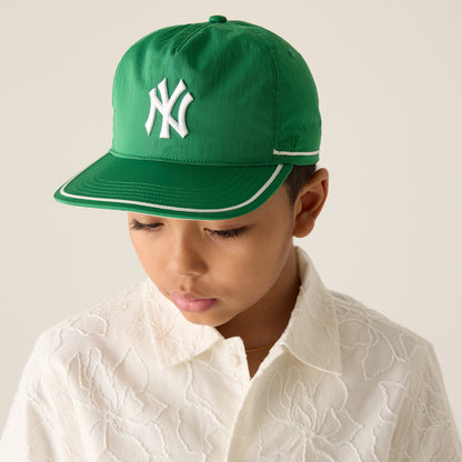 Kith Kids for '47 New York To The World Leon Snapback - Parrot | Kith