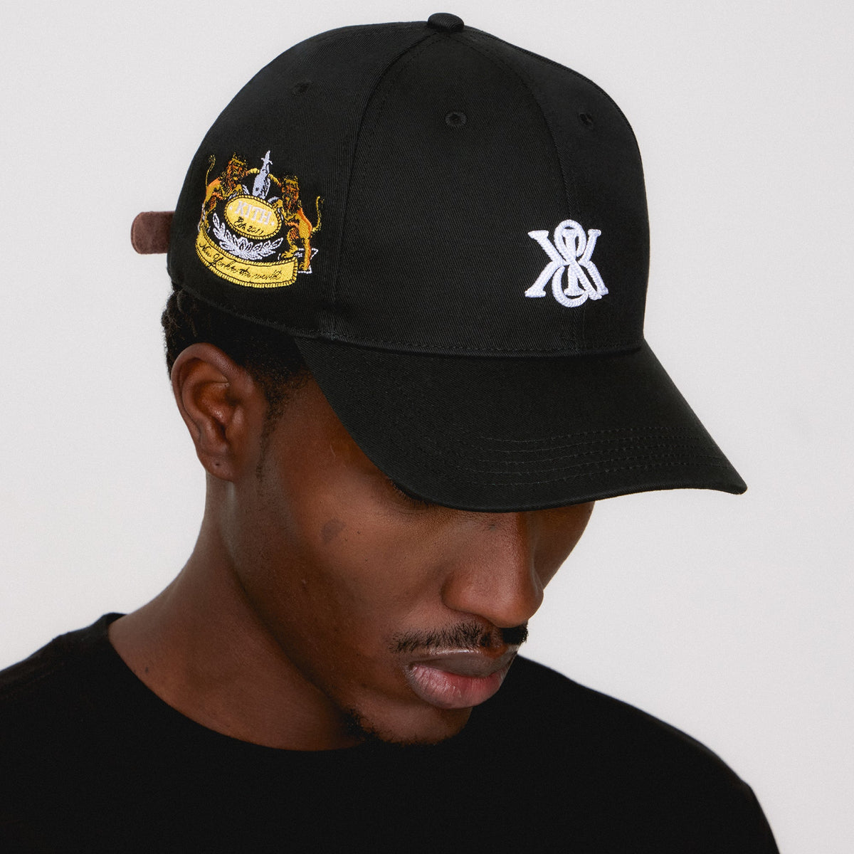 Kith Greenwich Two-Button Twill Classic Cap - Black | Kith