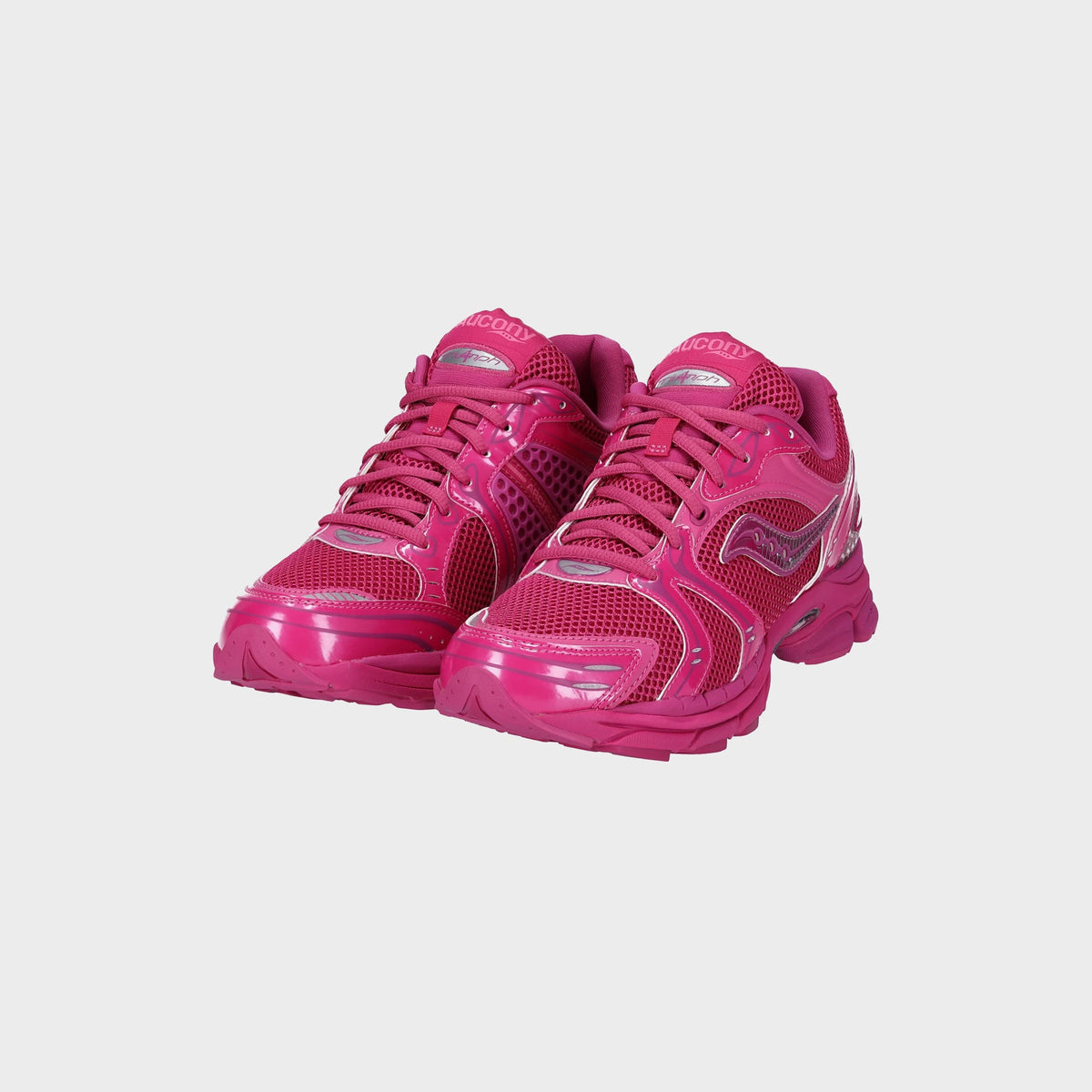 Saucony WMNS Progrid Triumph 4 - Pink | Kith