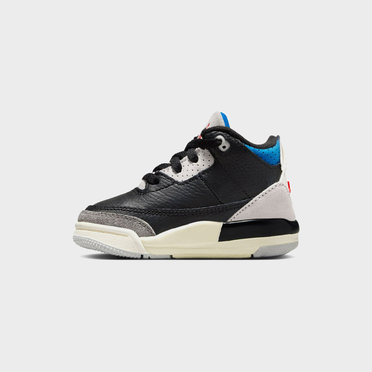 Jordan TD Air Jordan 3 Retro OG - Black / Chile Red / Neutral Grey | Kith