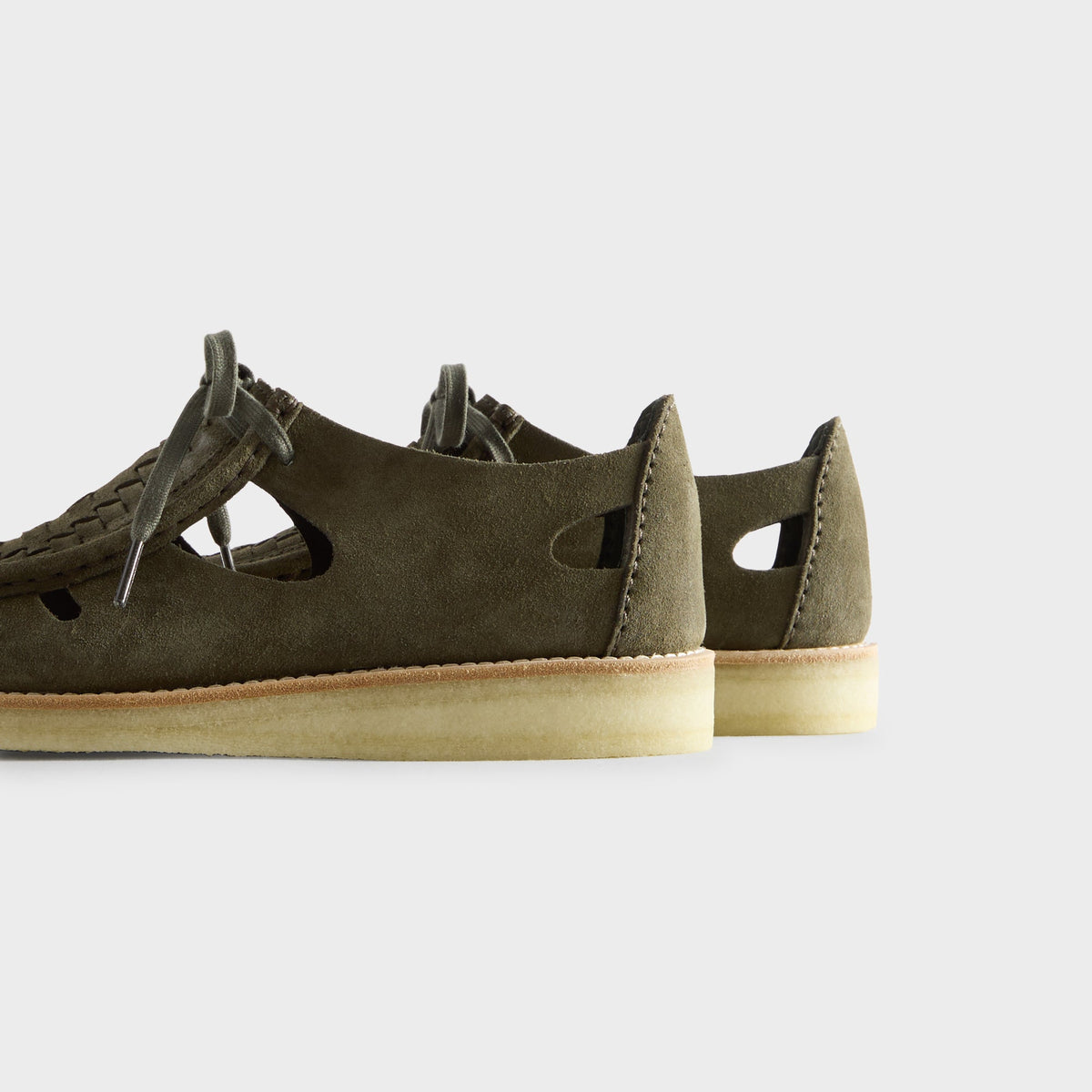 8th St by Ronnie Fieg for Clarks Originals Brixham - Olive Combi | Kith