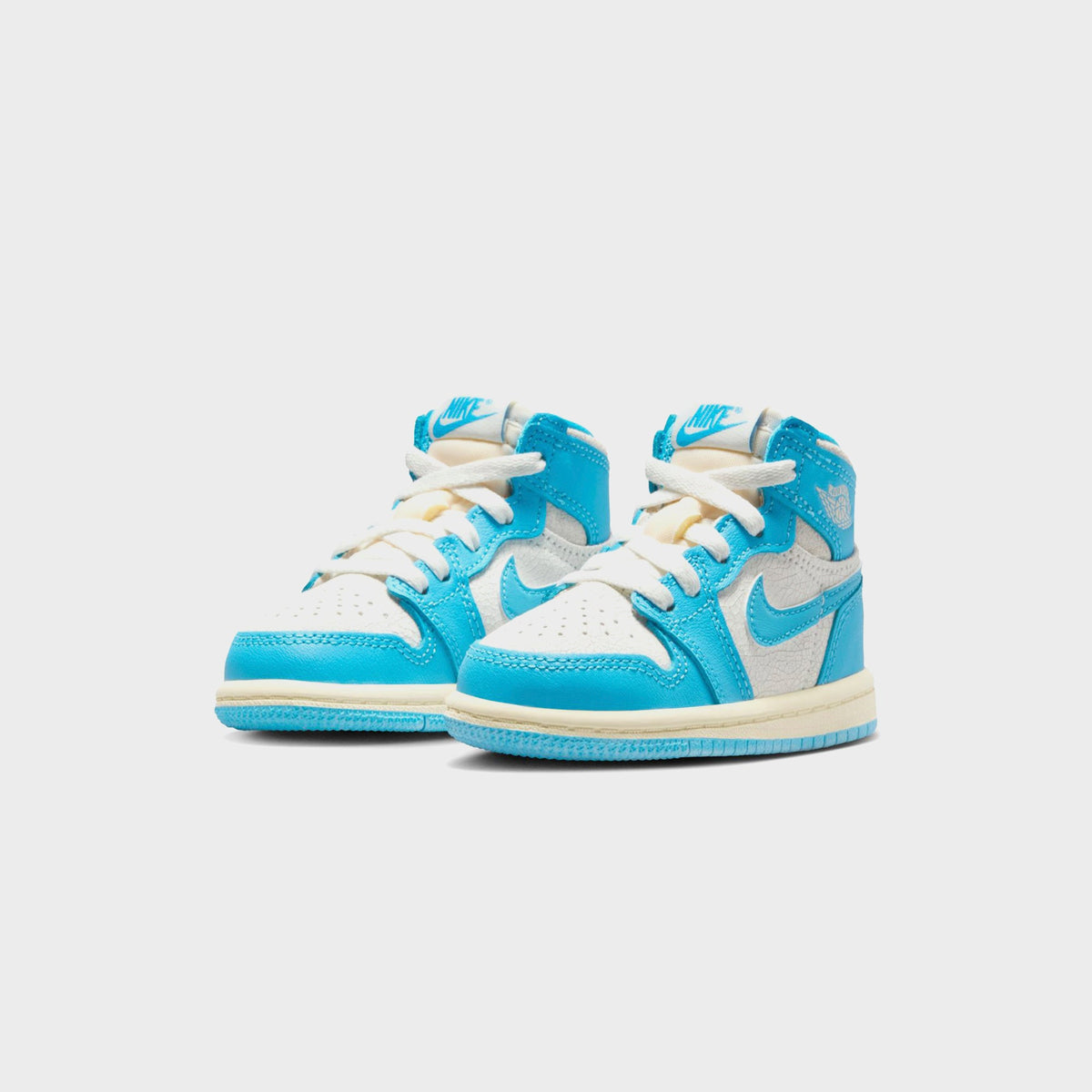 Jordan TD Jordan 1 Retro High OG - Dark Powder Blue / Blue / Sail | Kith
