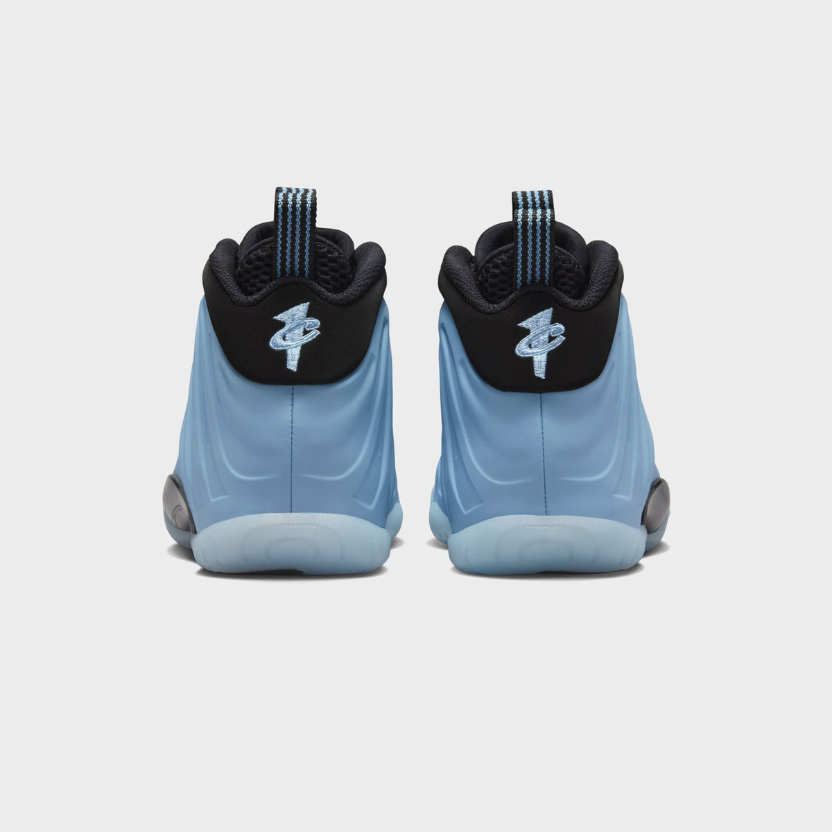 Nike GS Air Foamposite - Psychic Blue / Black | Kith