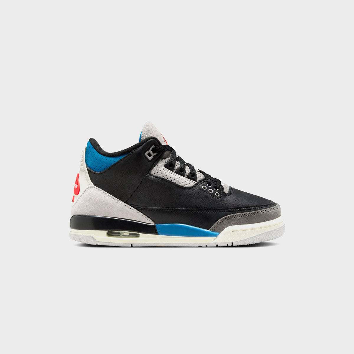 Jordan GS Air Jordan 3 Retro OG - Black / Chile Red / Neutral Grey / M | Kith