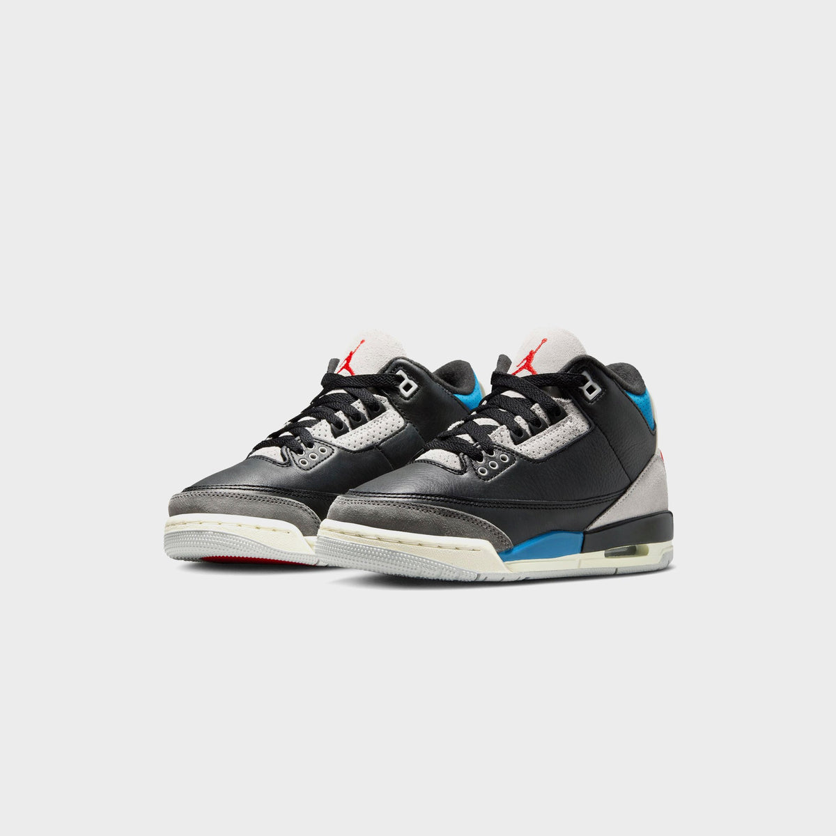 Jordan GS Air Jordan 3 Retro OG - Black / Chile Red / Neutral Grey / M | Kith